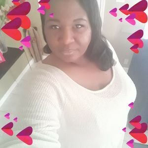 Meet your Posher, Carla